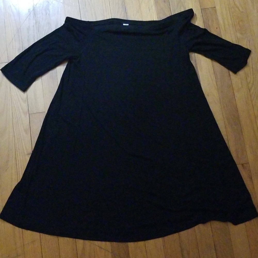 Black off the shoulder old navy dress